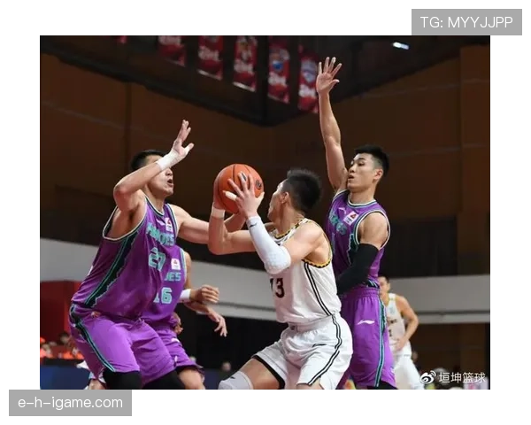 山东泰山攻防转换彻底失衡，防守再稳也救不了场