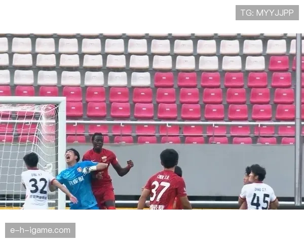 救险解围中的犯规判定有哪些细节容易被误解？